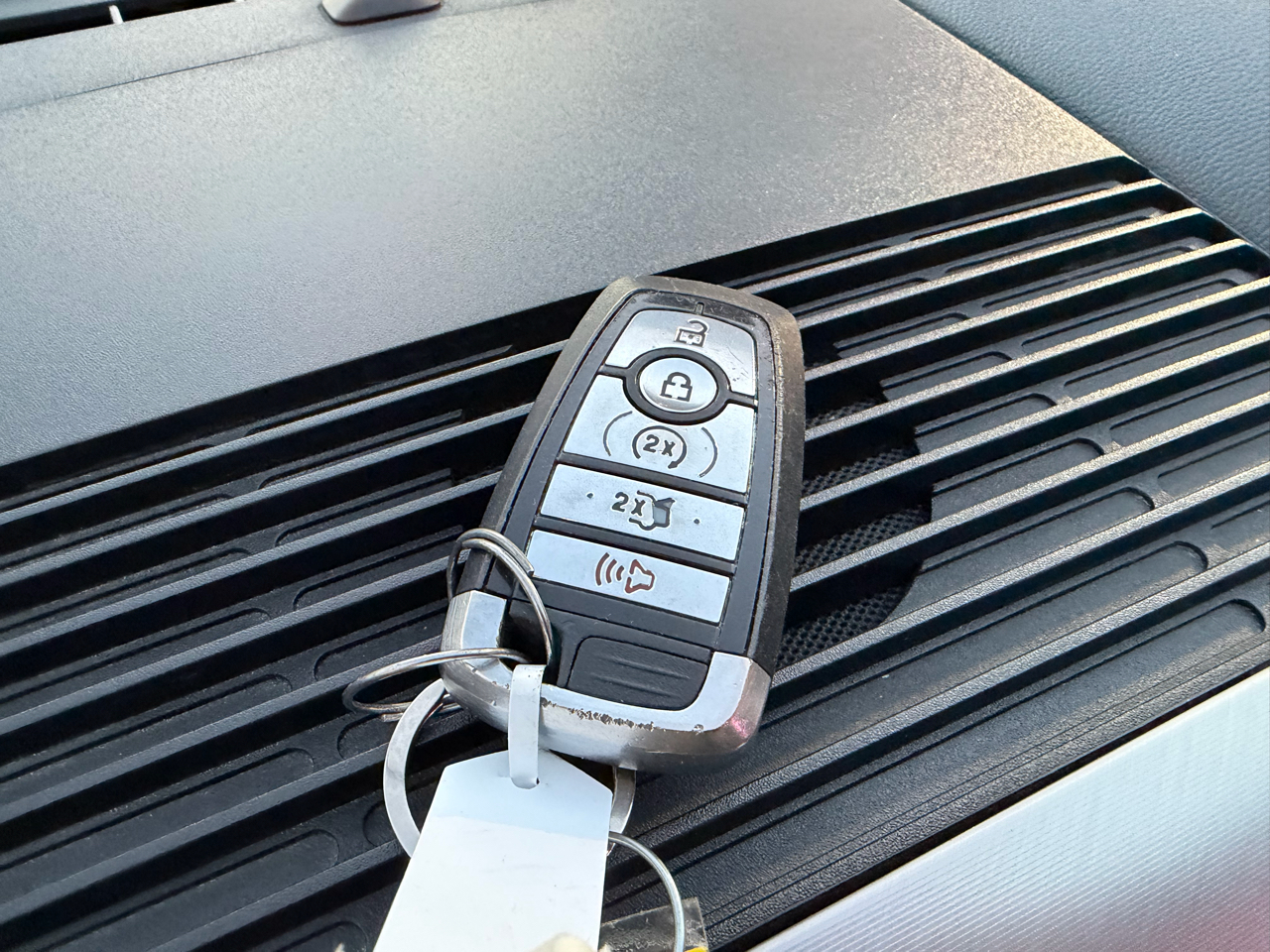 2018 Ford Mustang Image 26 of 44