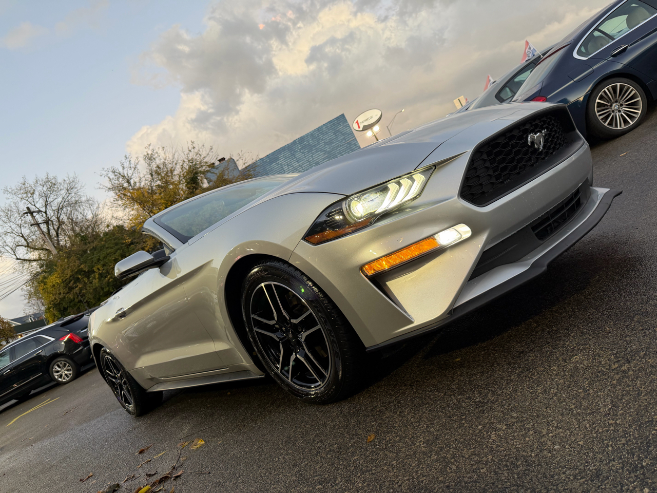 2018 Ford Mustang Image 41 of 44