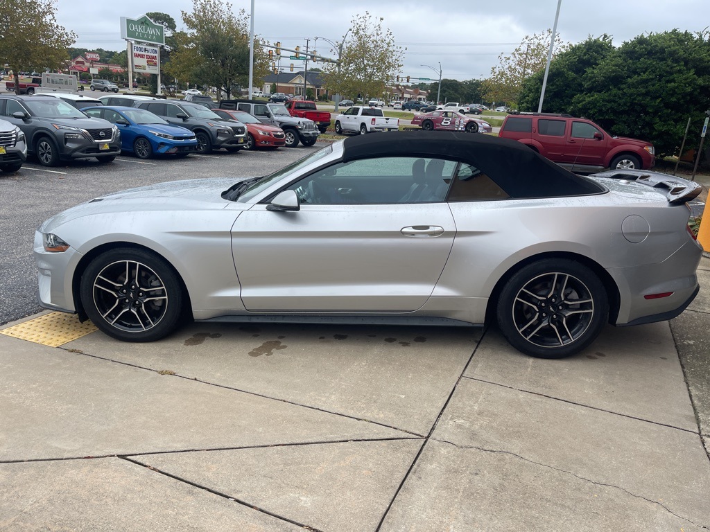 2018 Ford Mustang EcoBoost Premium Image 6 of 17