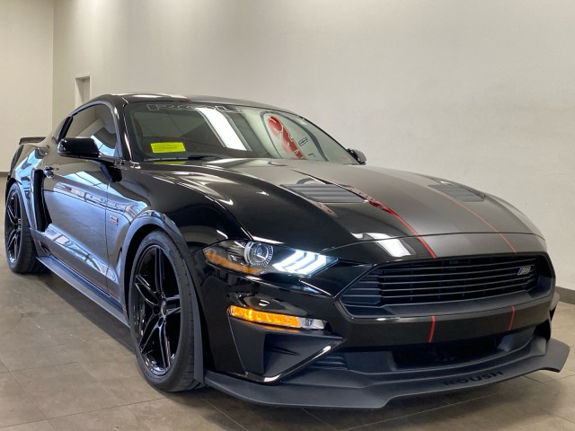 2018 Ford Mustang GT Image 2 of 25