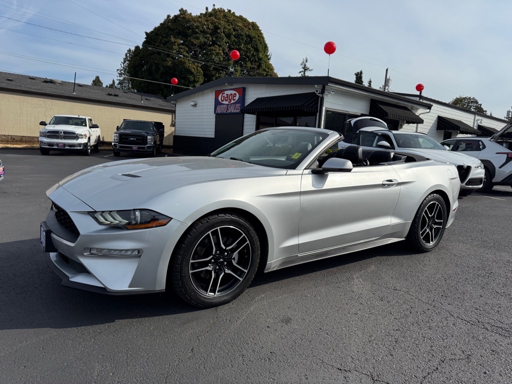 2018 Ford Mustang EcoBoost Premium Image 2 of 32