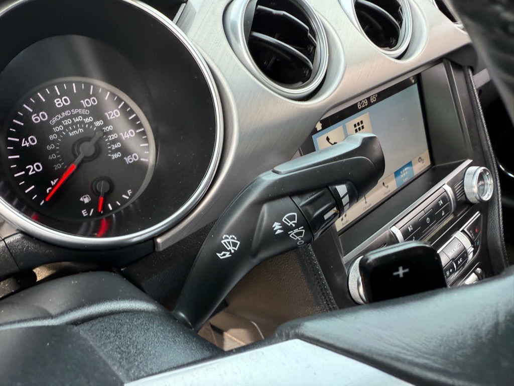 2018 Ford Mustang EcoBoost Premium Image 30 of 32