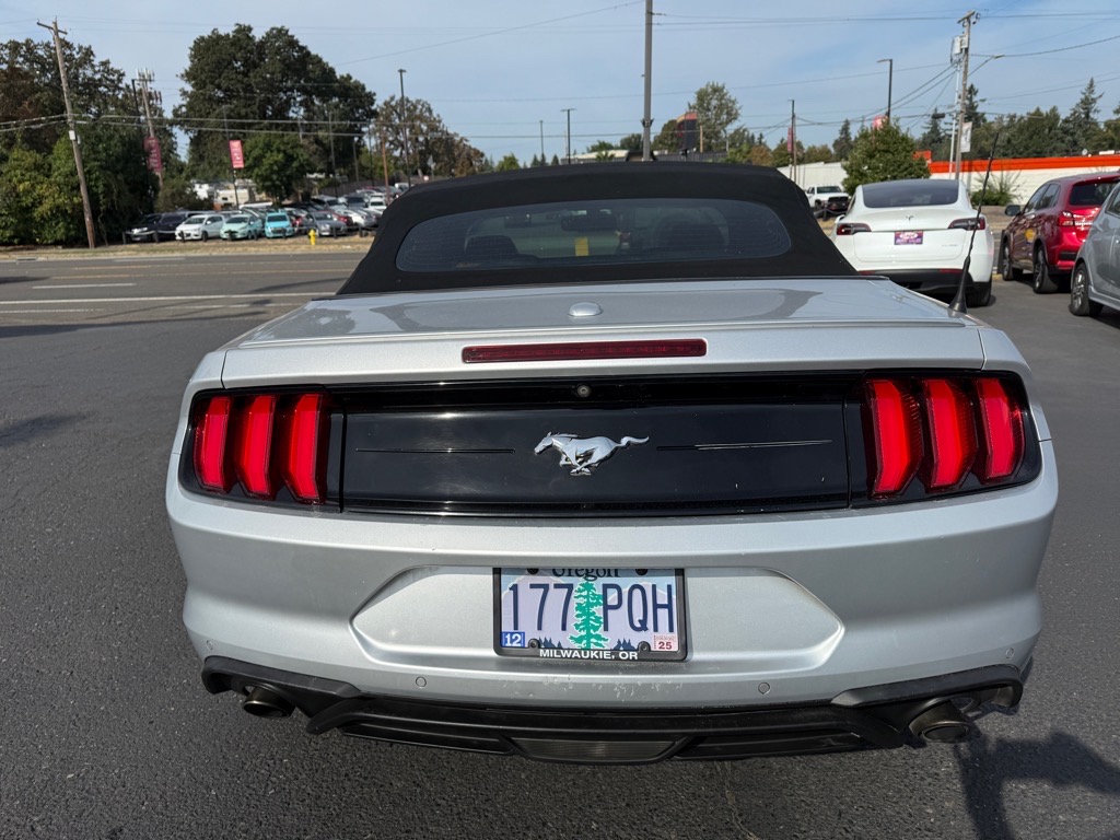 2018 Ford Mustang EcoBoost Premium Image 14 of 32