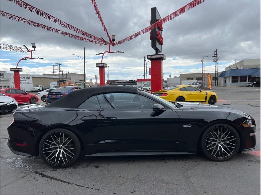 2018 Ford Mustang GT Premium Image 8 of 29