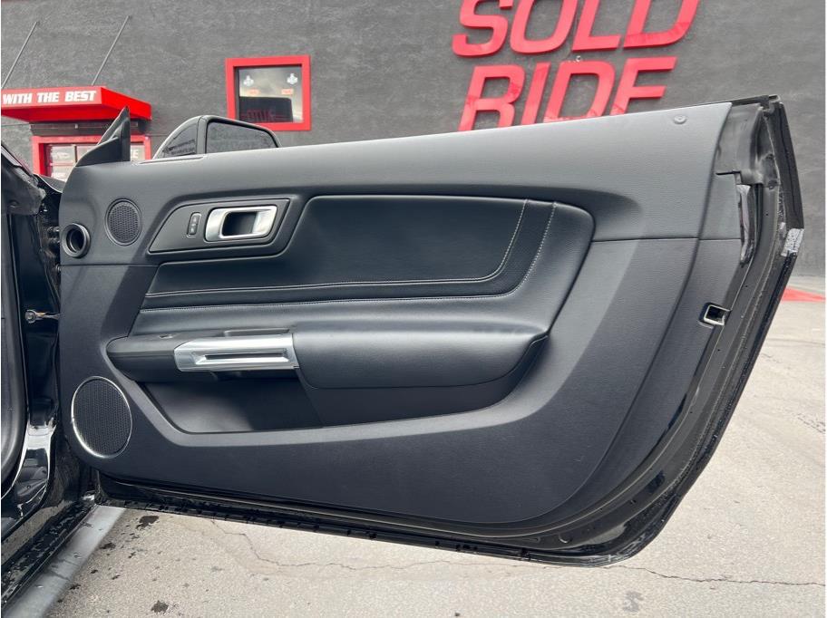 2018 Ford Mustang GT Premium Image 25 of 29