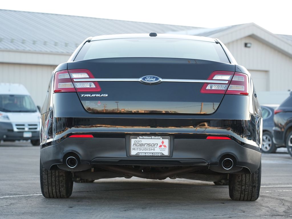 2018 Ford Taurus SE Image 6 of 28