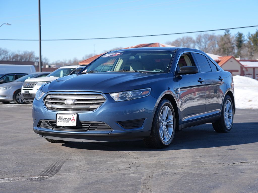 2018 Ford Taurus SE Image 1 of 28