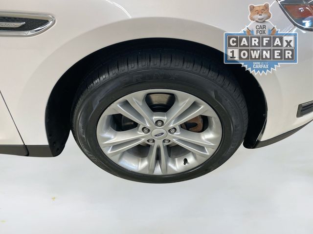 2018 Ford Taurus SEL Image 10 of 27