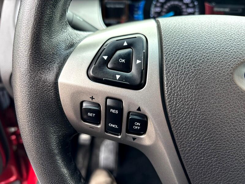 2018 Ford Taurus SEL Image 26 of 32