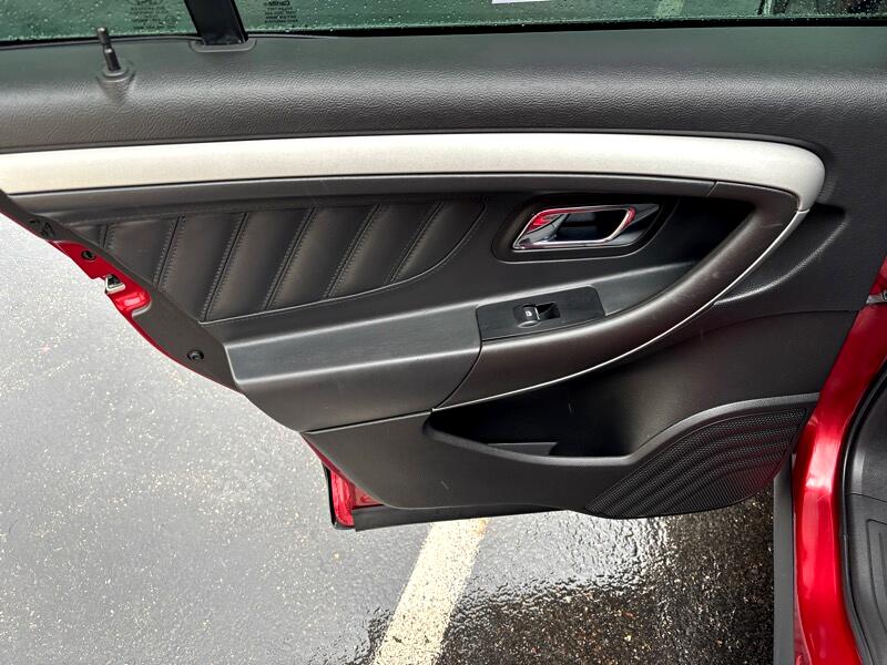 2018 Ford Taurus SEL Image 21 of 32