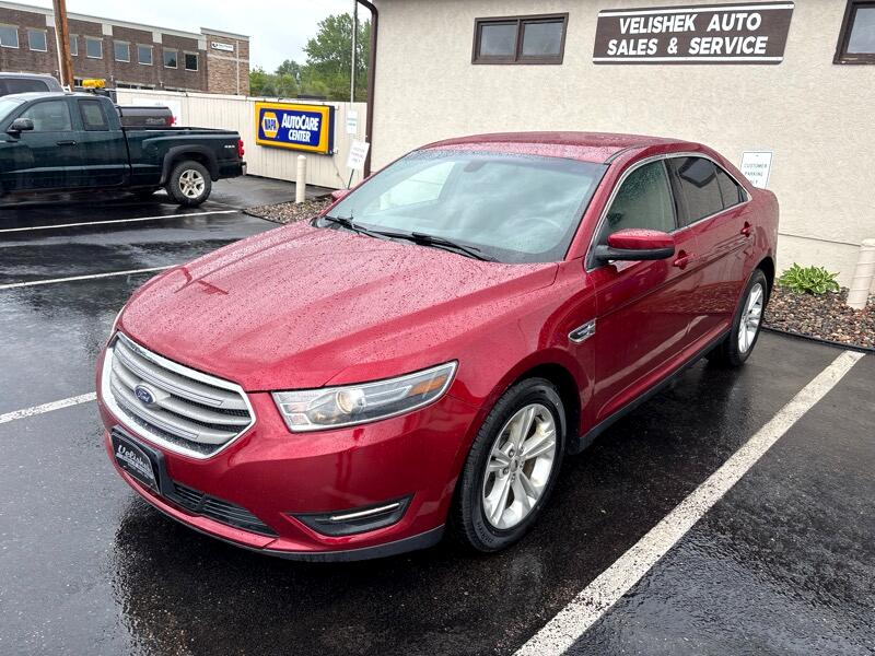 2018 Ford Taurus SEL Image 1 of 32