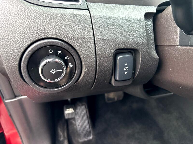 2018 Ford Taurus SEL Image 32 of 32