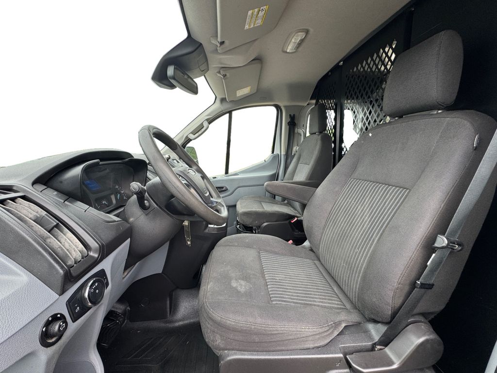 2018 Ford Transit Base Image 13 of 19