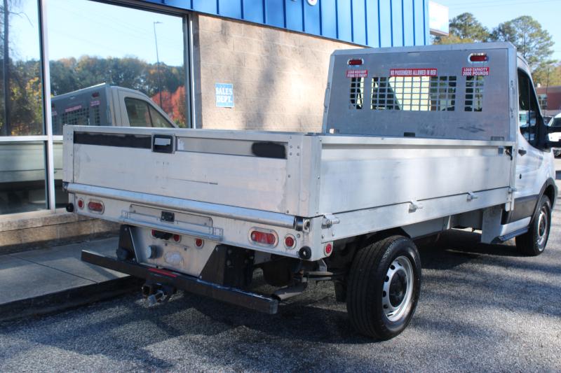 Vehicle image 3 of 22