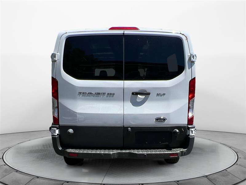 Vehicle image 5 of 13