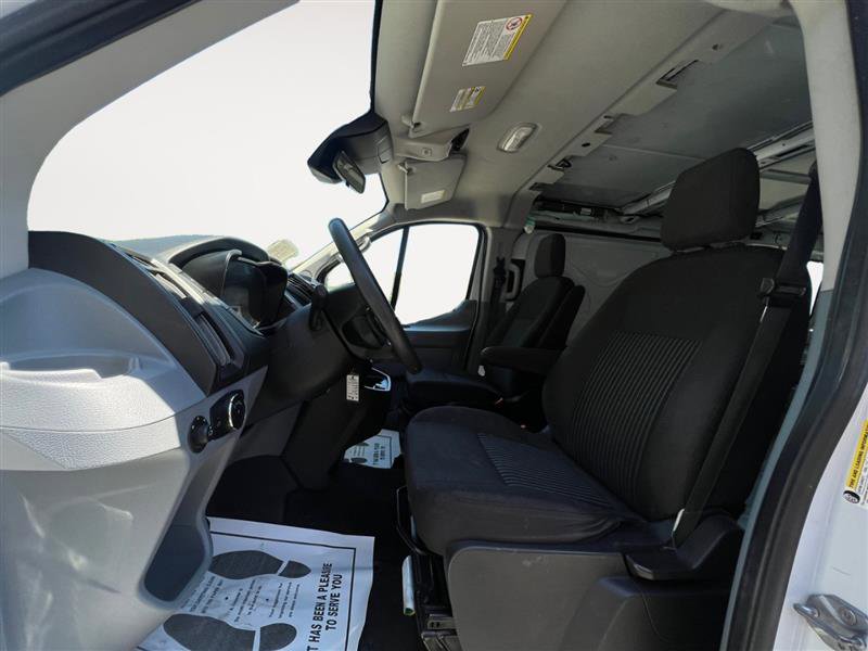 Vehicle image 8 of 13