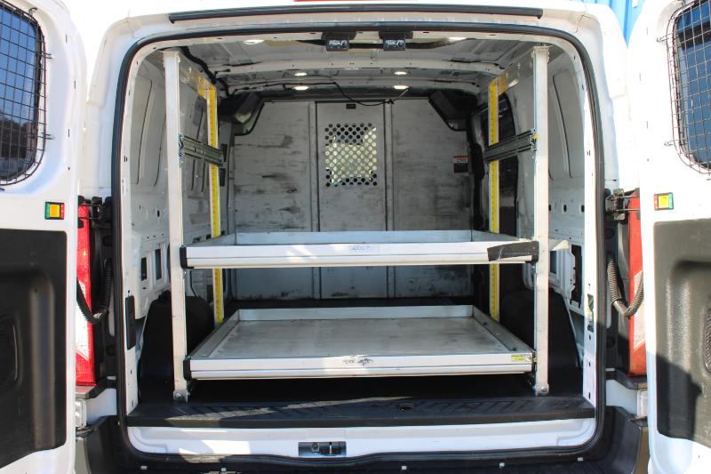 Vehicle image 15 of 26