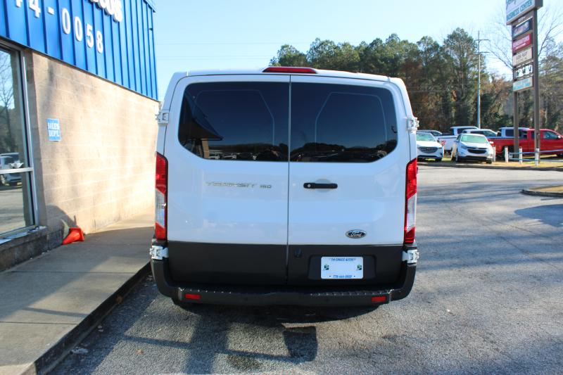 Vehicle image 10 of 26