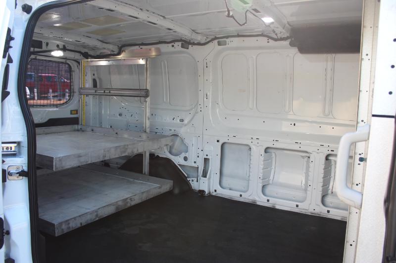 Vehicle image 16 of 26