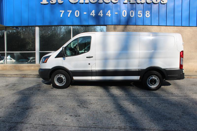 Vehicle image 9 of 26