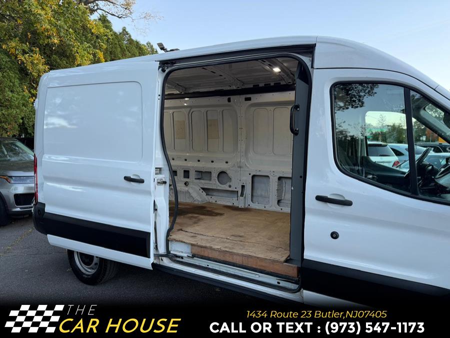 2018 Ford Transit Base Image 28 of 29
