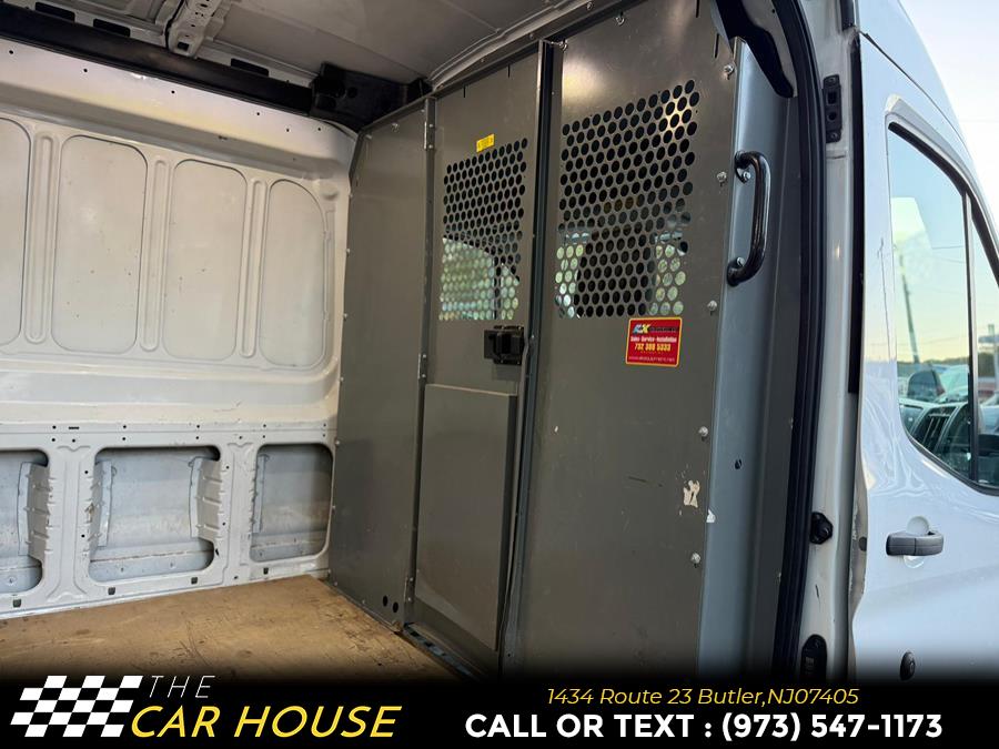 2018 Ford Transit Base Image 21 of 29