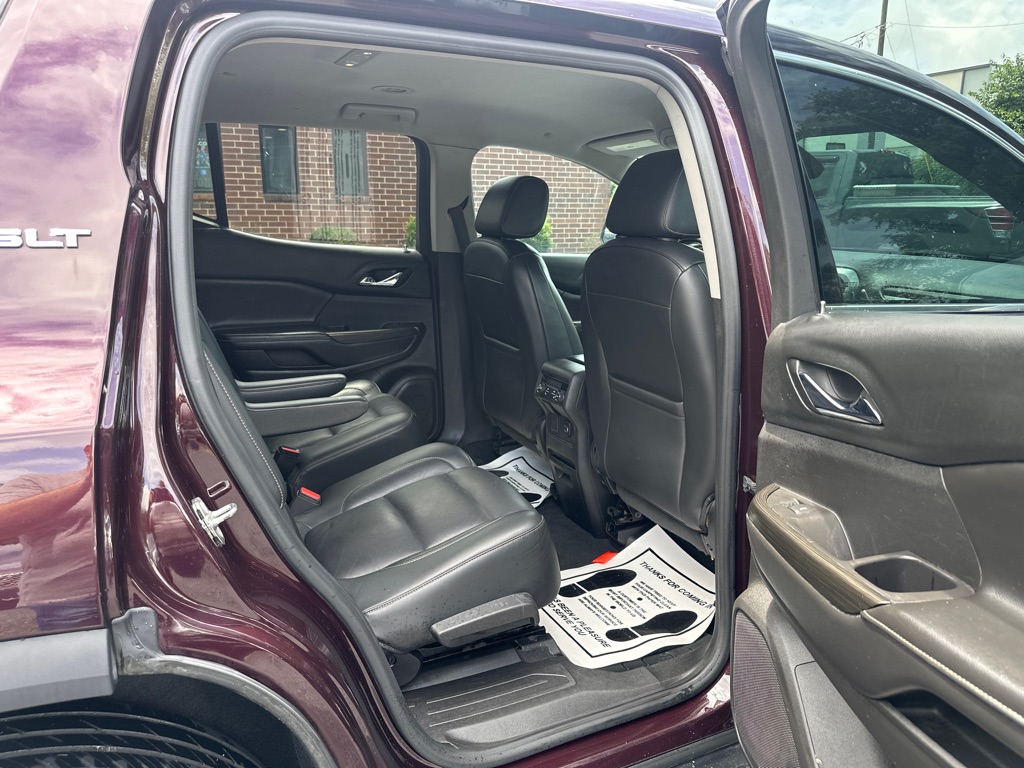 Vehicle image 20 of 46
