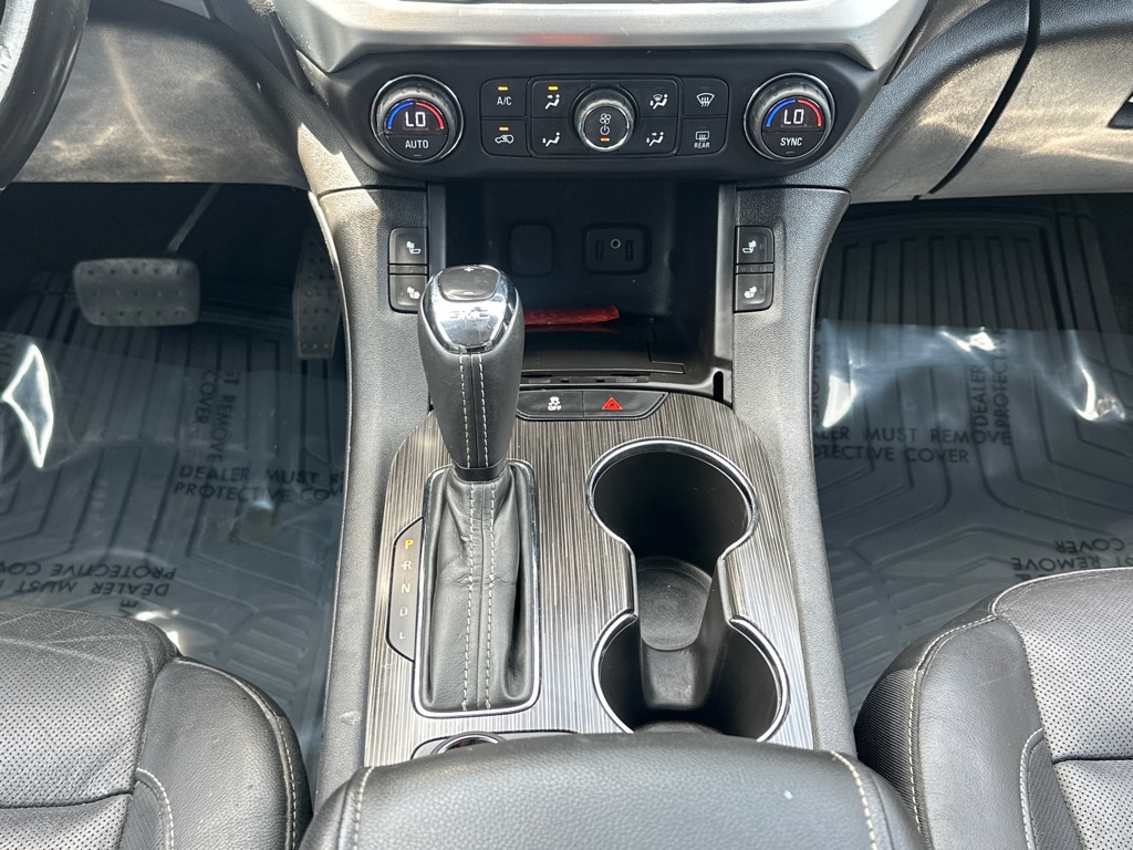 Vehicle image 34 of 46