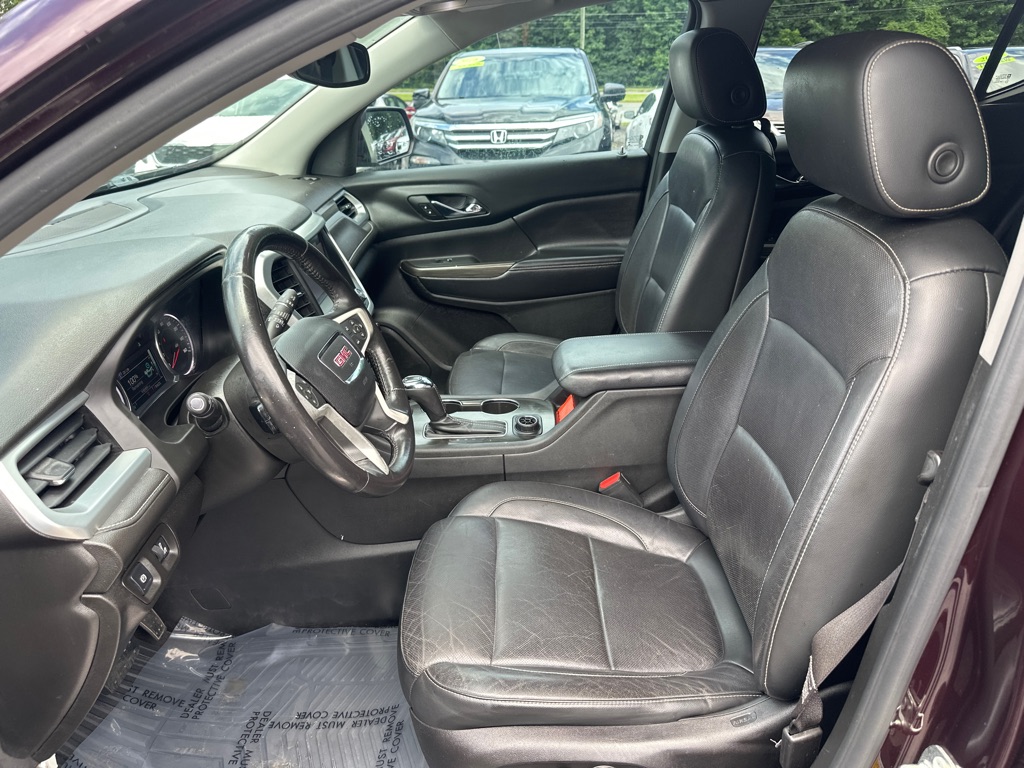 Vehicle image 21 of 46