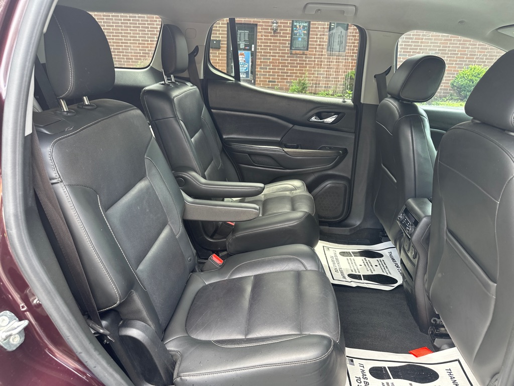 Vehicle image 16 of 46
