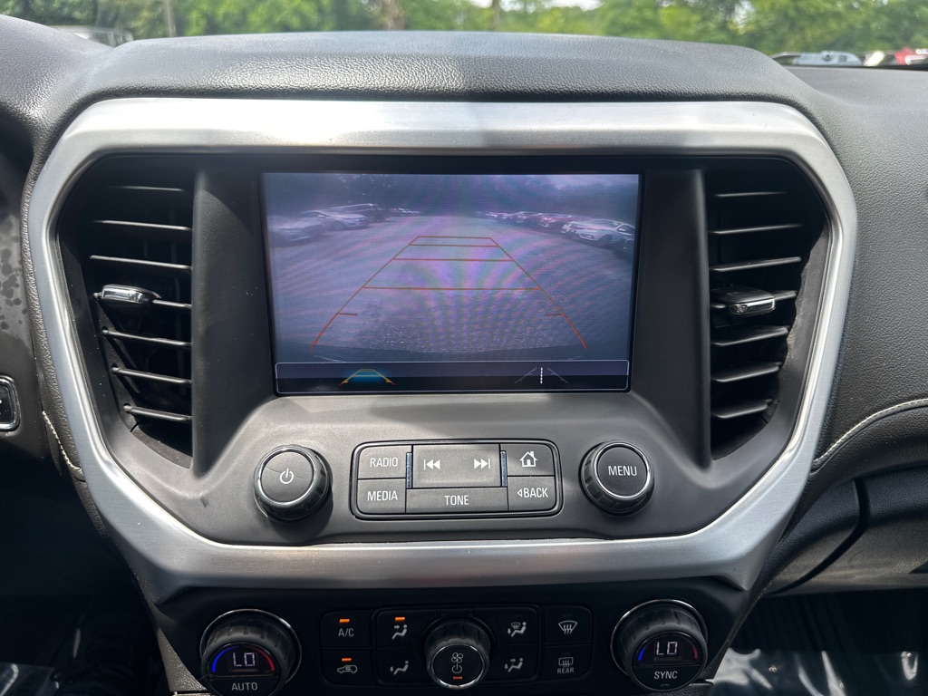 Vehicle image 32 of 46