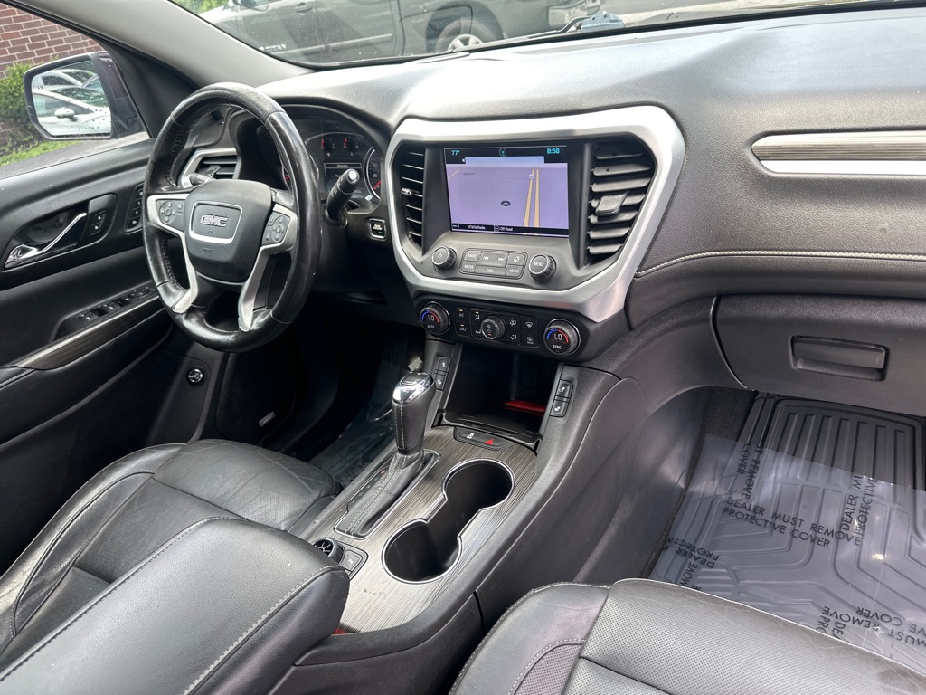 Vehicle image 28 of 46