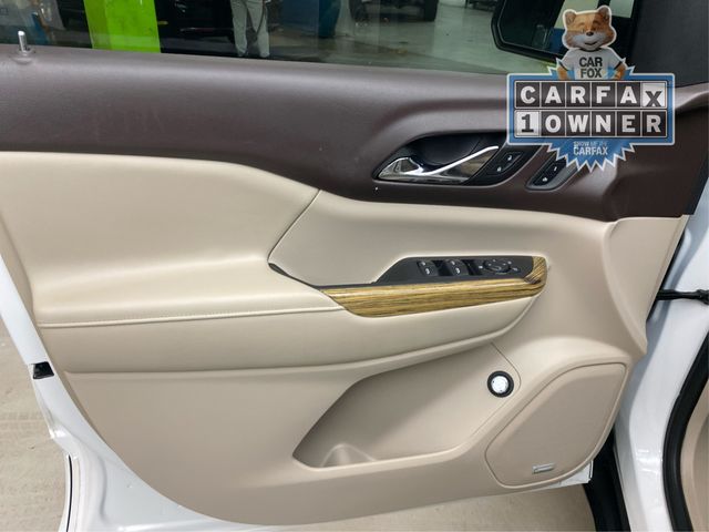Vehicle image 22 of 29