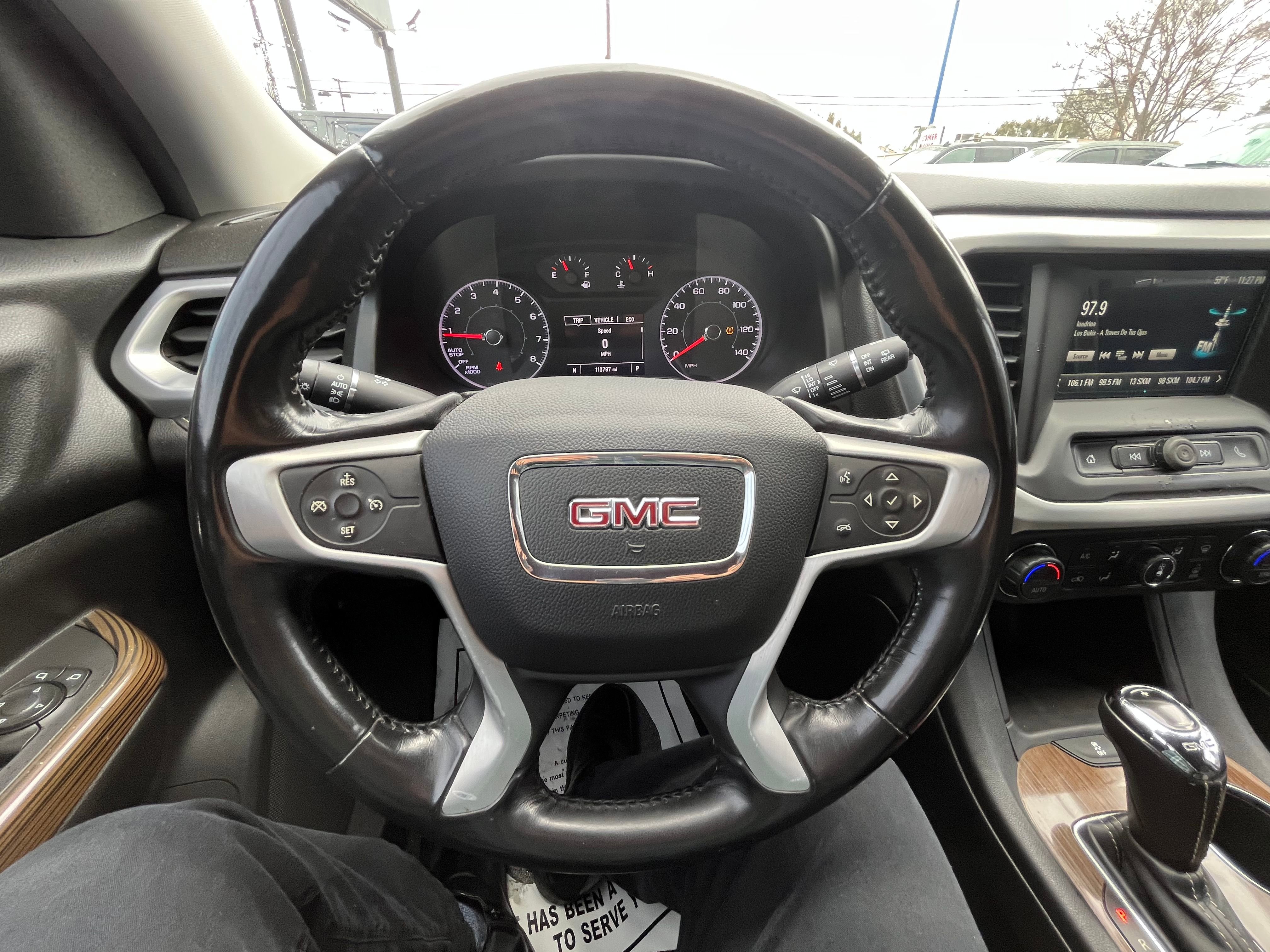 Vehicle image 41 of 66
