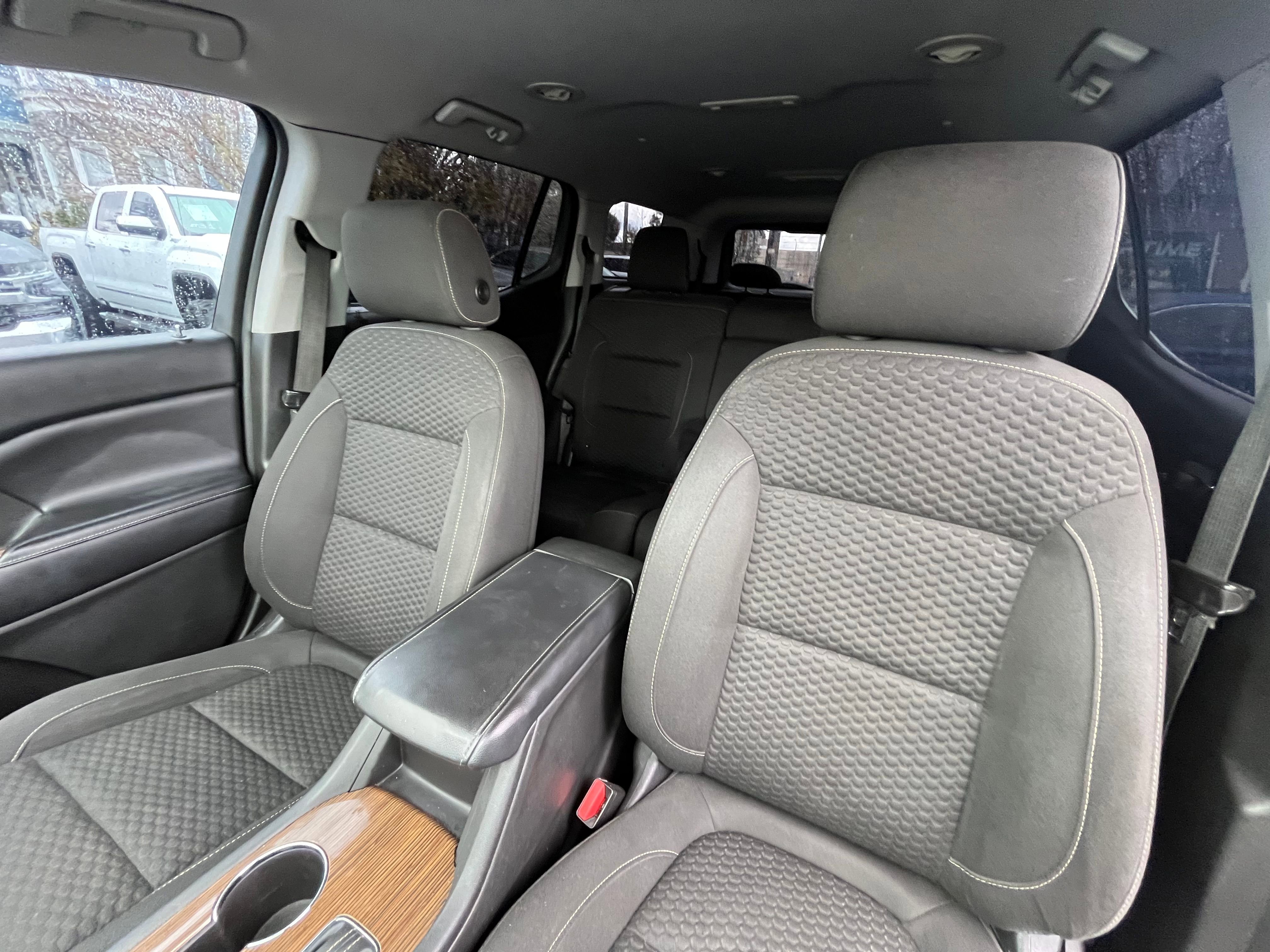 Vehicle image 39 of 66