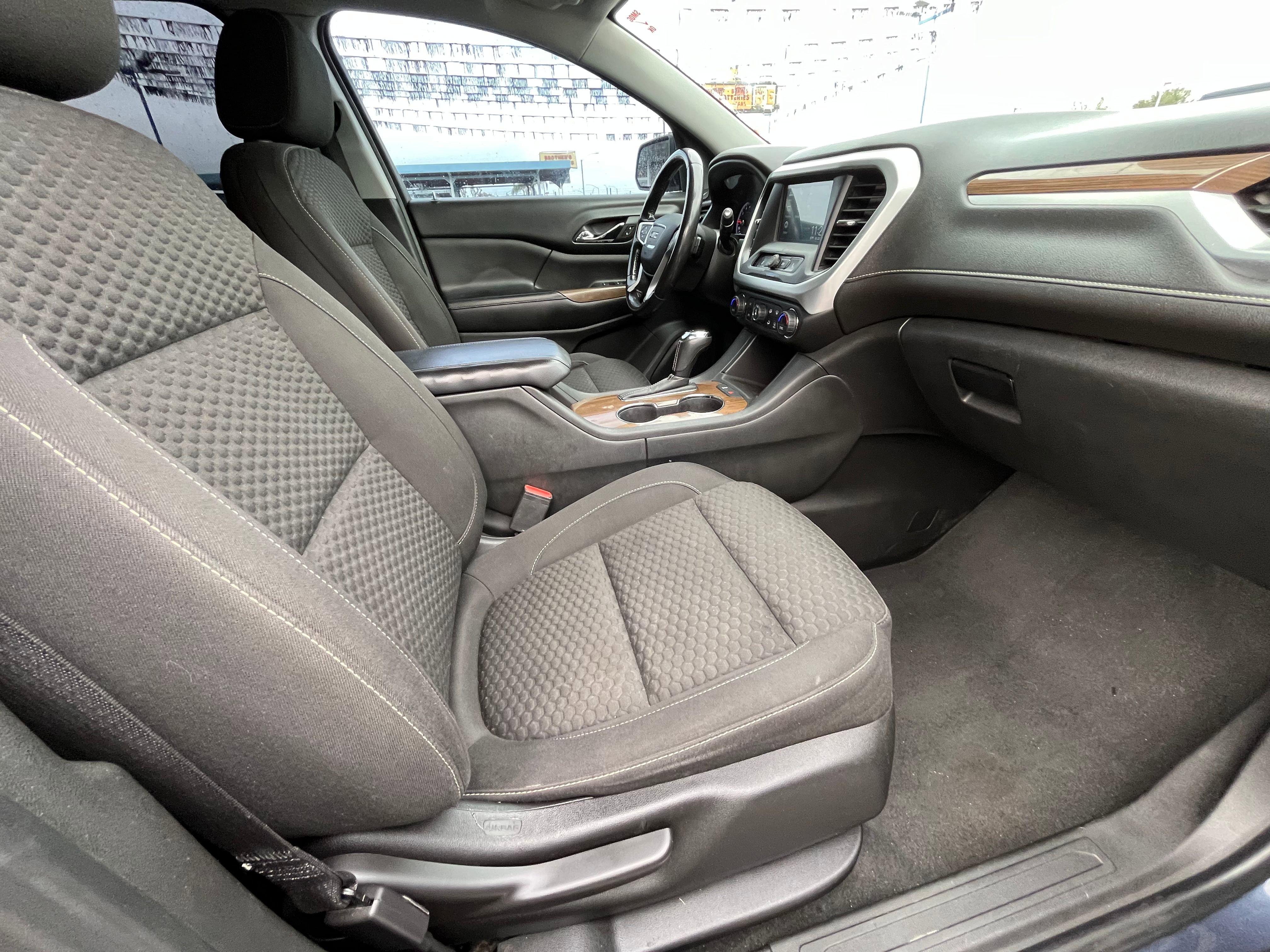 Vehicle image 54 of 66