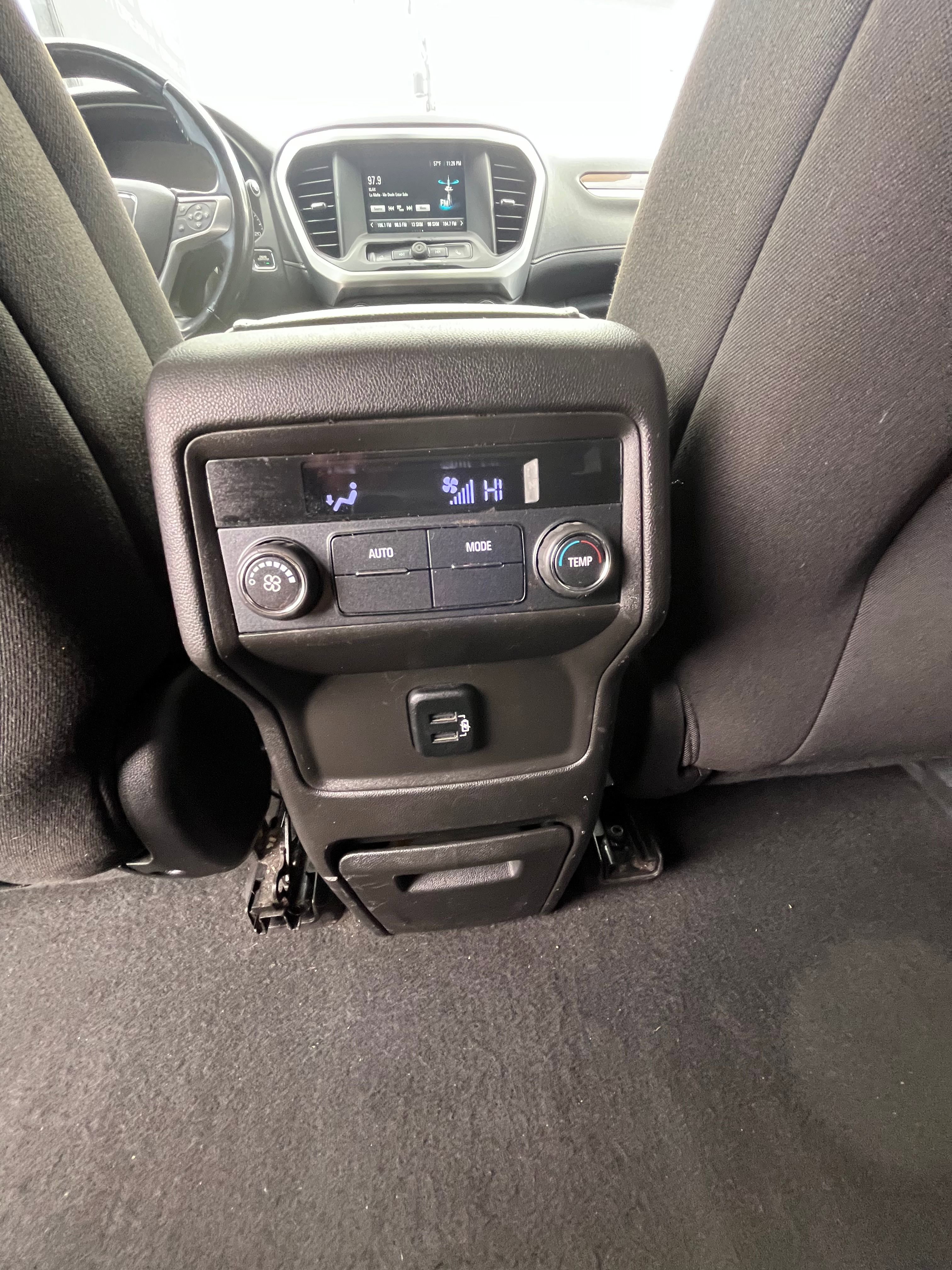 Vehicle image 30 of 66