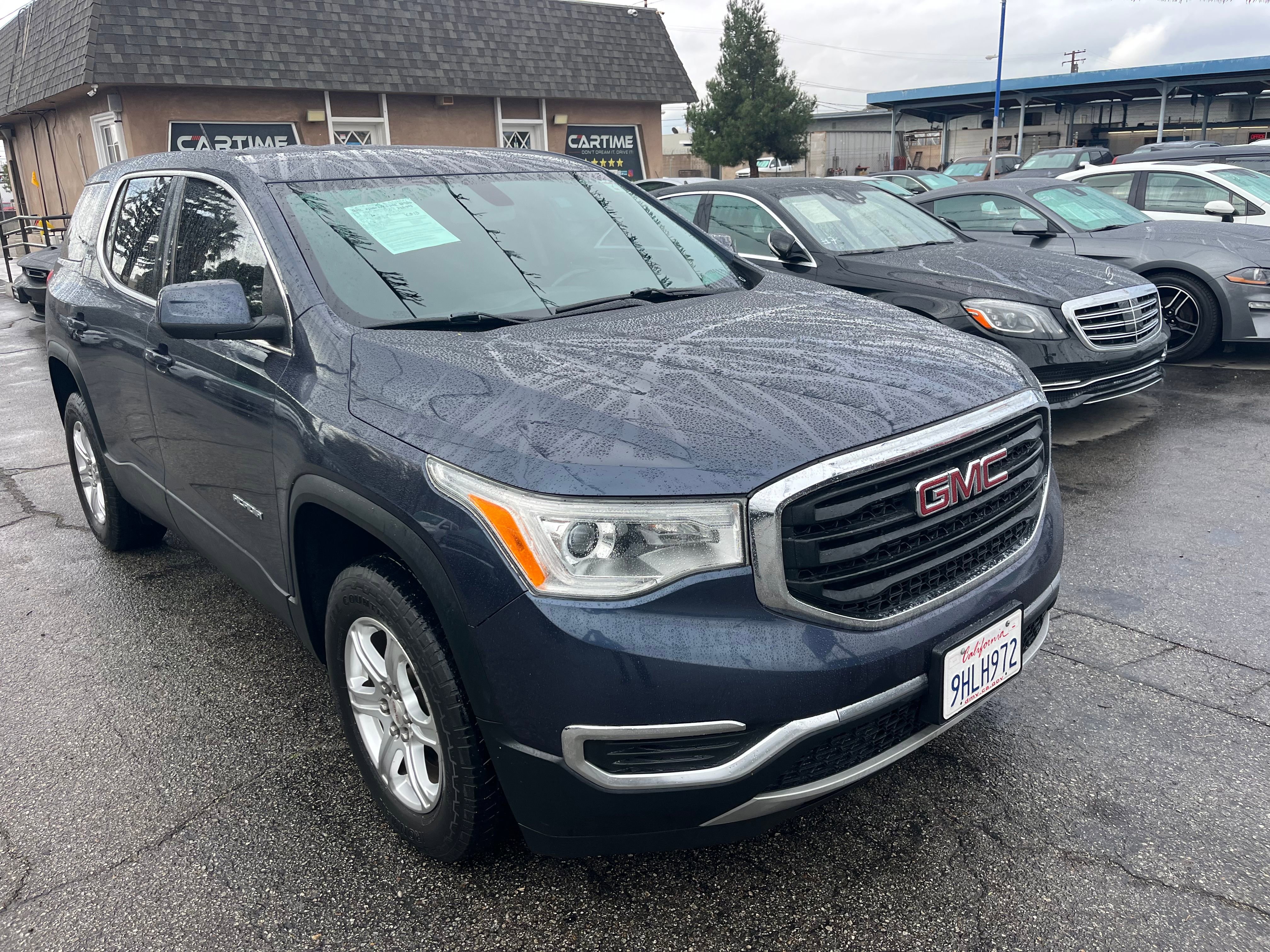 Vehicle image 10 of 66