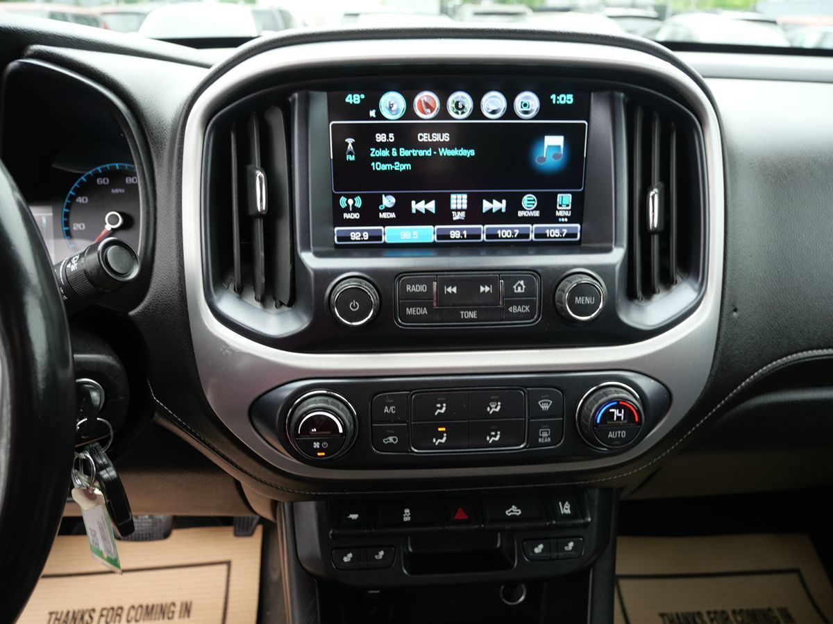 Vehicle image 16 of 35