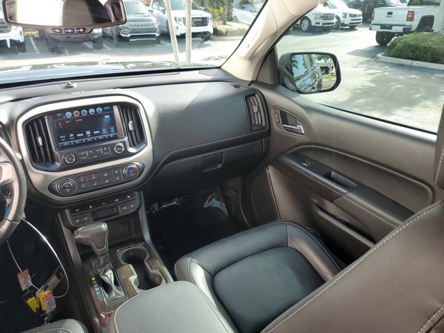 Vehicle image 15 of 28