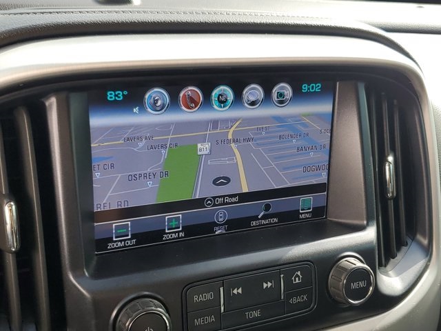 Vehicle image 18 of 28