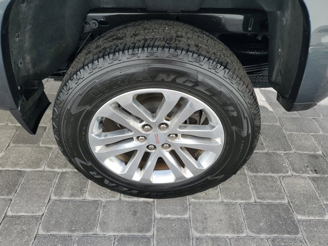 Vehicle image 6 of 28