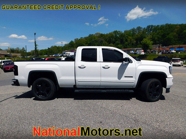 Vehicle image 2 of 9