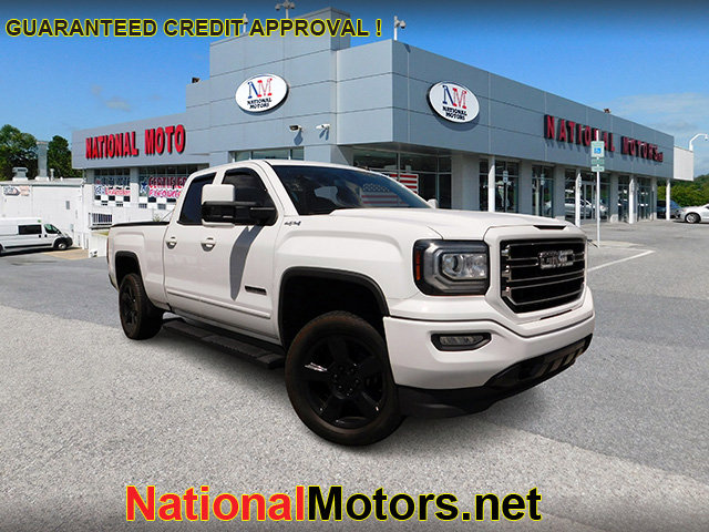 Vehicle image 1 of 9