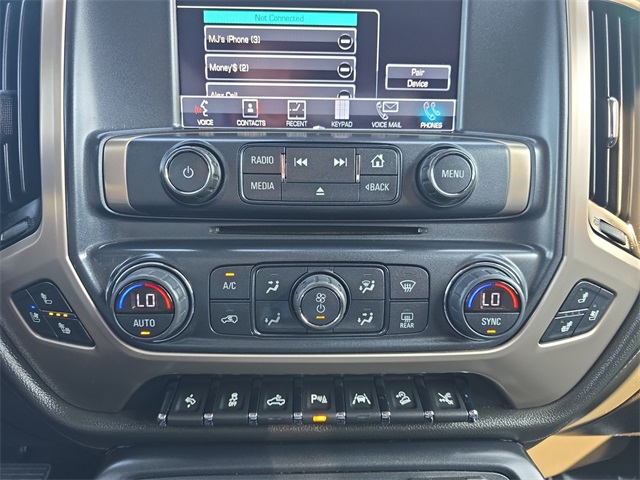 Vehicle image 25 of 35