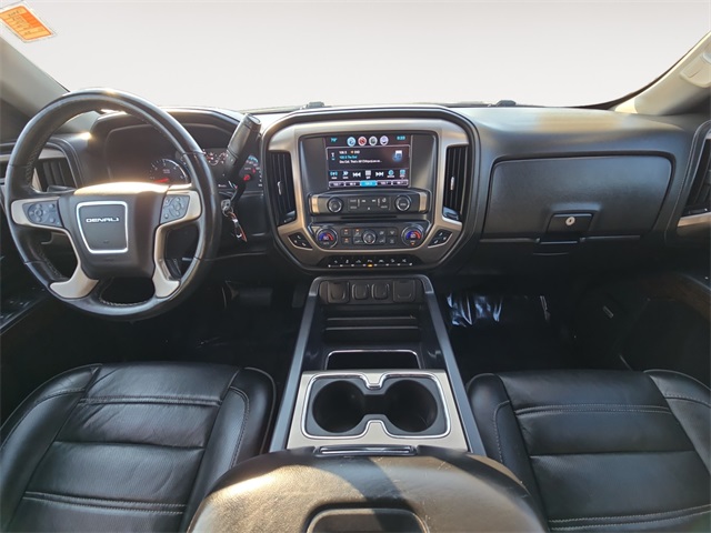 Vehicle image 20 of 35