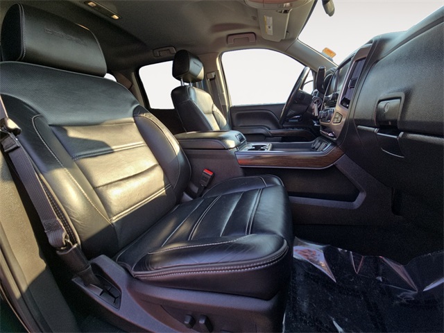 Vehicle image 17 of 35