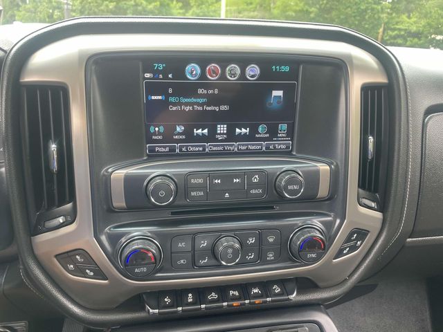 Vehicle image 26 of 45