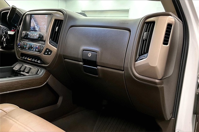 2018 GMC Sierra 1500 Denali Image 32 of 38