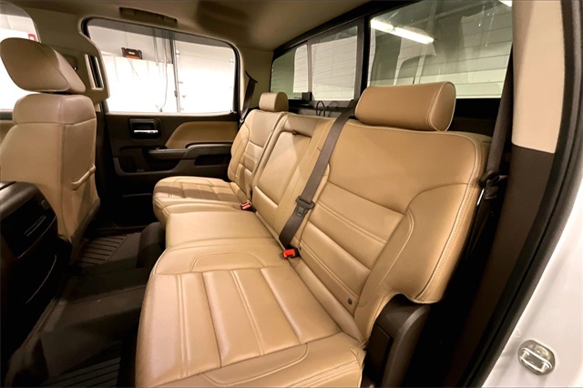 2018 GMC Sierra 1500 Denali Image 12 of 38